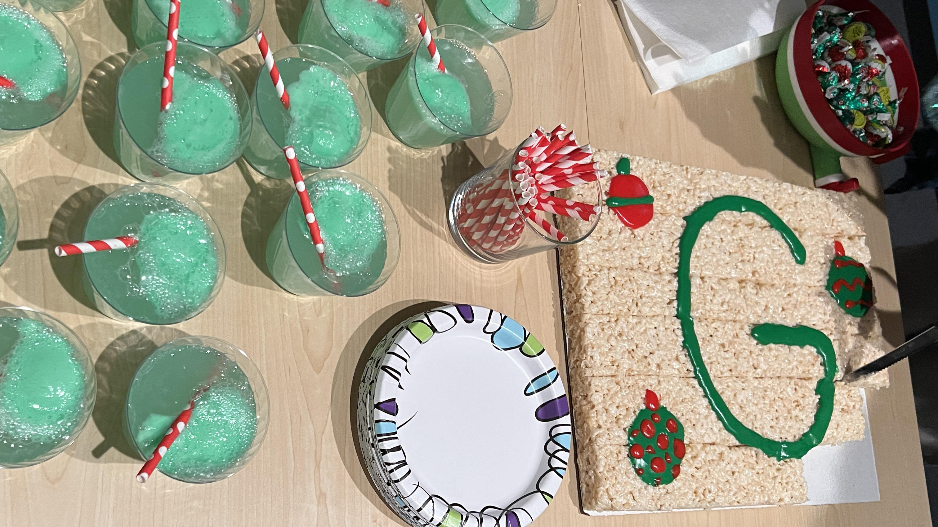 ULI Holiday Office Decorating Contest 2024 - Whoville Treats