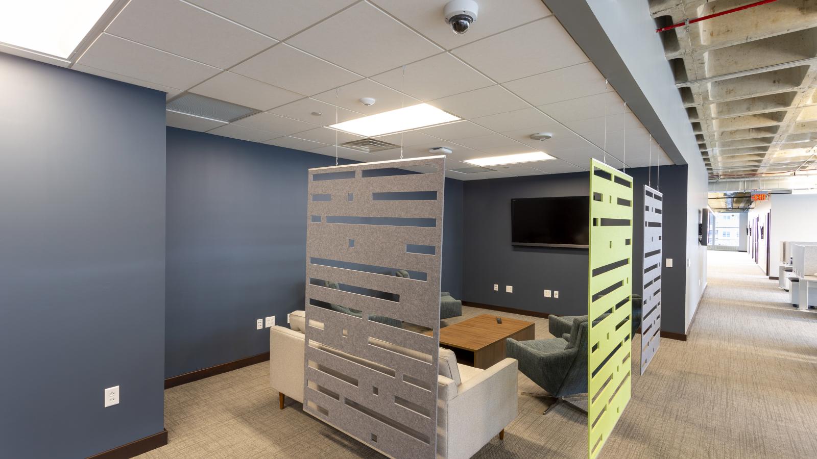 Large, open floorplates with flexible office layouts at US Bank Plaza